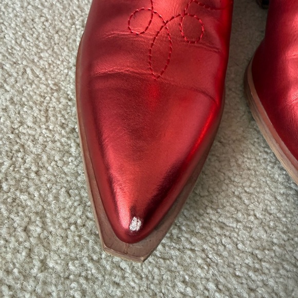 ShuShop Metallic Red Western-Style Women's Boots - Picture 2 of 11